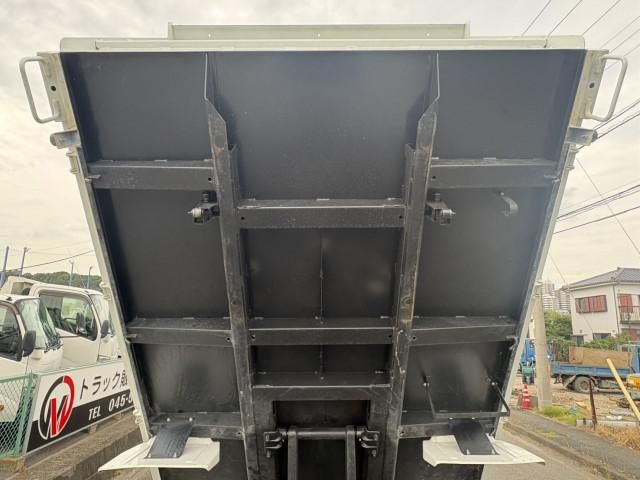 Ref No.A15682955 MITSUBISHI CANTER TRUCK Image#13