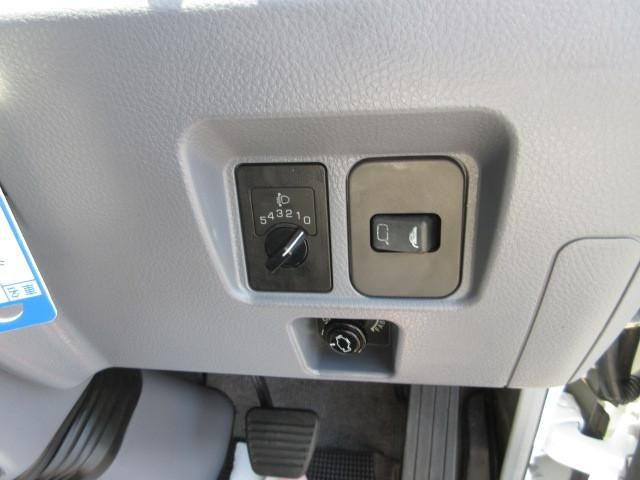 Ref No.A15682975 MITSUBISHI CANTER TRUCK Image#18