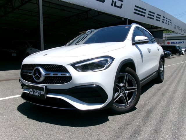 MERCEDES GLA CLASS