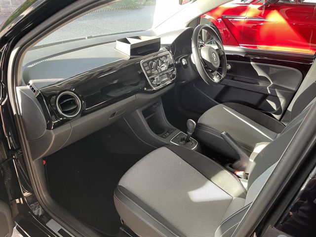 Ref No.A15683300 VOLKSWAGEN UP Image#15