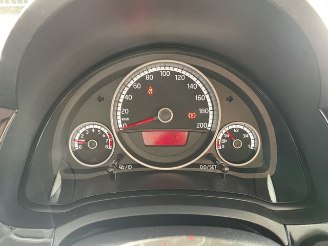 Ref No.A15683300 VOLKSWAGEN UP Image#17