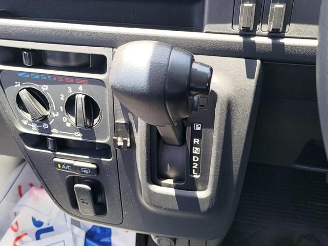 Ref No.A15683403 DAIHATSU HIJET CARGO Image#15