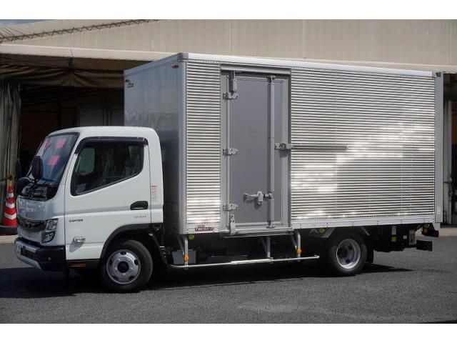 MITSUBISHI CANTER TRUCK