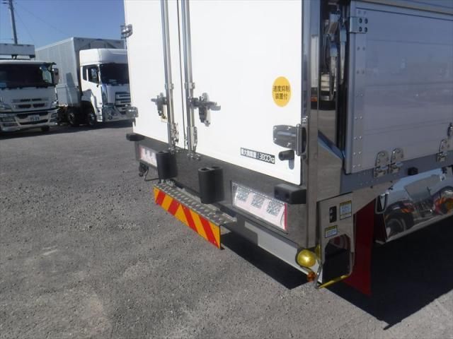 Ref No.A15695554 NISSAN DIESEL QUON Image#10
