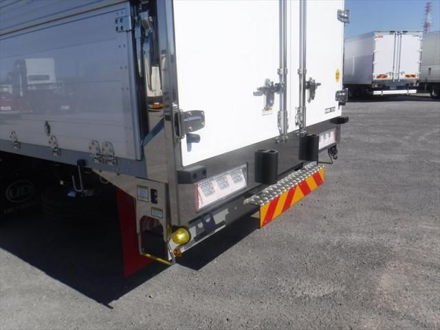 Ref No.A15695554 NISSAN DIESEL QUON Image#14