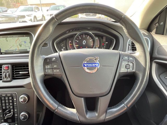 Ref No.A15724218 VOLVO V40 Image#9