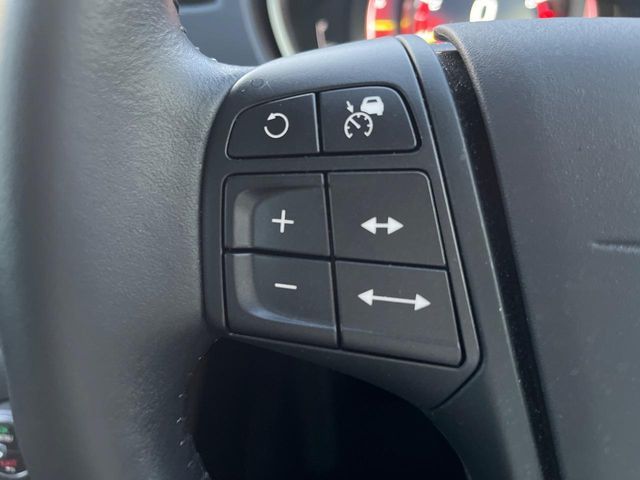 Ref No.A15724223 VOLVO V40 Image#6