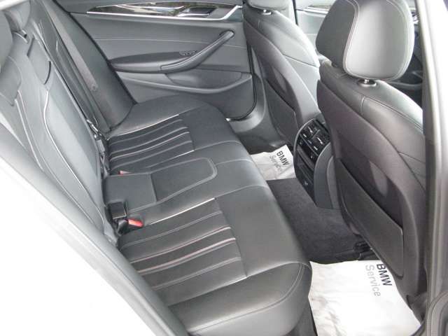 Ref No.A15724261 BMW 5 SERIES Image#11
