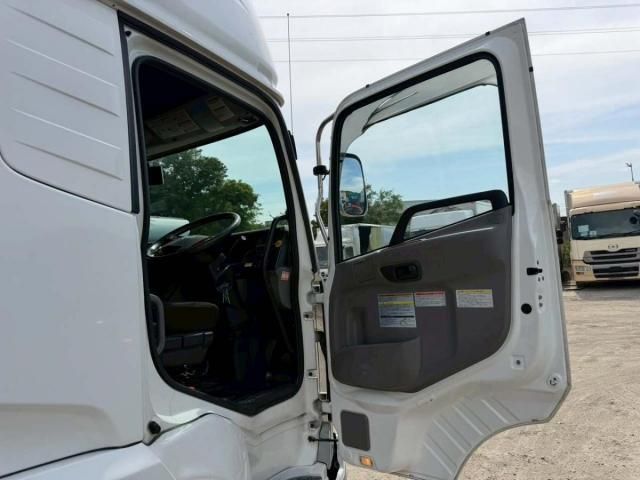 Ref No.A15724748 NISSAN DIESEL QUON Image#19