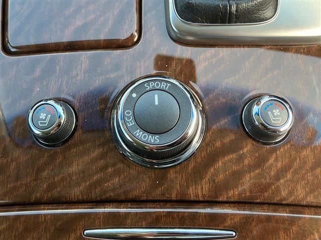 Ref No.A15724845 NISSAN FUGA HYBRID Image#6