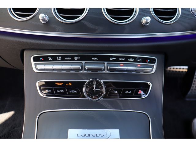 Ref No.A15730041 MERCEDES E CLASS STATIONWAGON Image#11