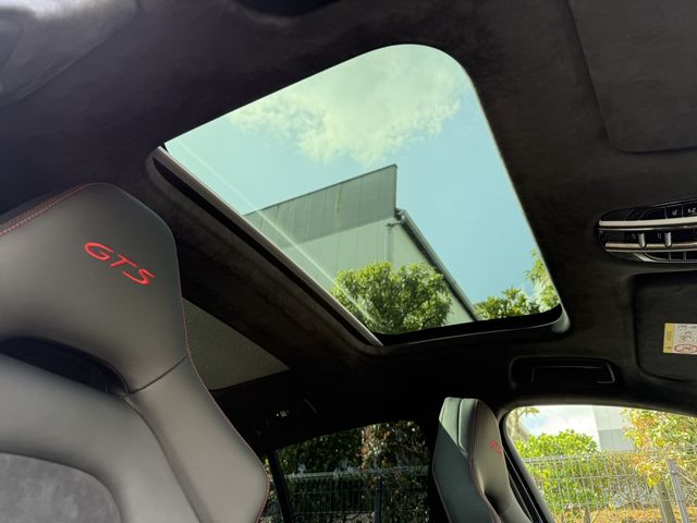 Ref No.A15730219 PORSCHE PANAMERA Image#17