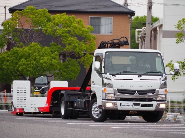 MITSUBISHI CANTER TRUCK