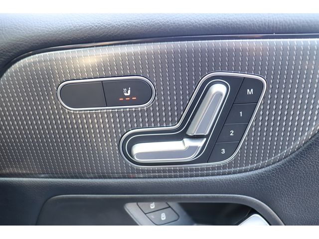 Ref No.A15730245 MERCEDES GLB CLASS Image#9