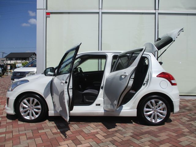 Ref No.A15730266 SUZUKI SWIFT Image#6