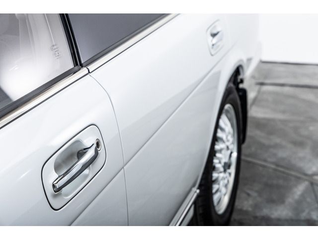 Ref No.A15730343 NISSAN GLORIA Image#18