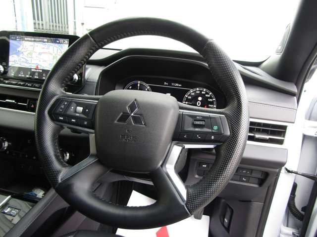 Ref No.A15742029 MITSUBISHI OUTLANDER PHEV Image#14