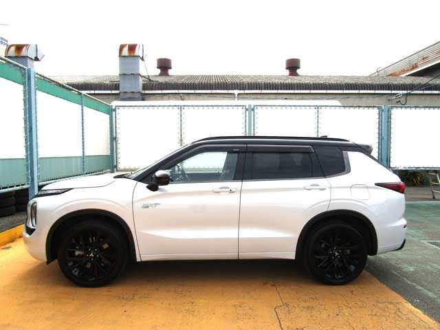 Ref No.A15742029 MITSUBISHI OUTLANDER PHEV Image#10