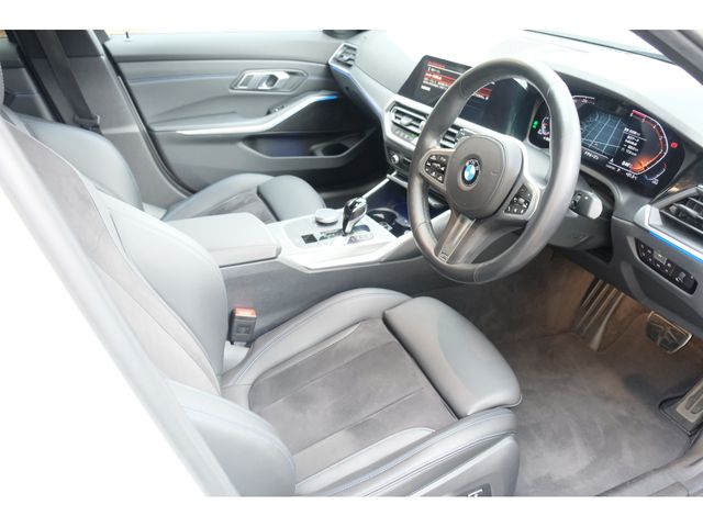 Ref No.A15742072 BMW 3 SERIES Image#2