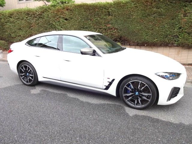 Ref No.A15742076 BMW i4 Image#8