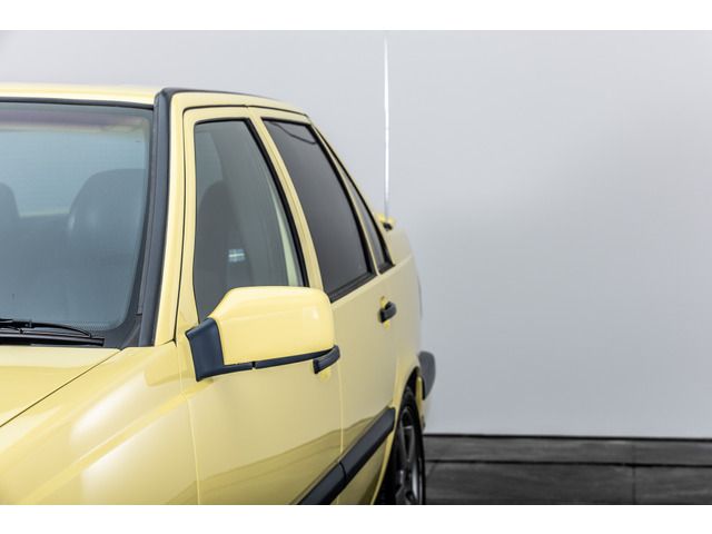 Ref No.A15742406 VOLVO 850 Image#15