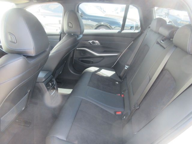 Ref No.A15751981 BMW 3 SERIES Image#11