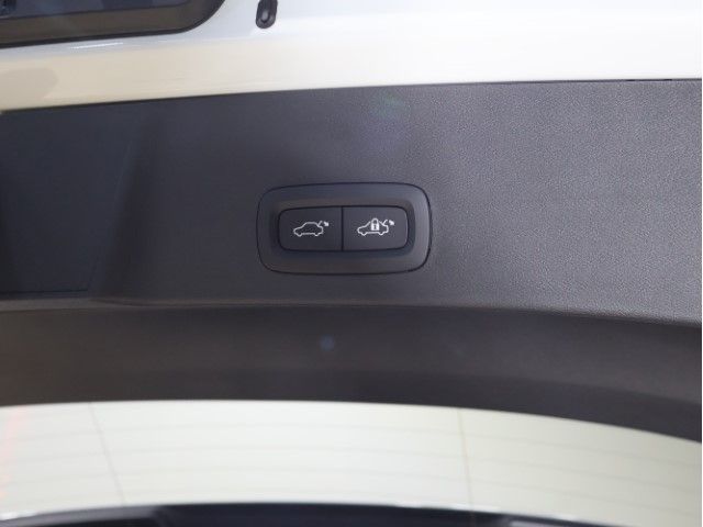 Ref No.A15752378 VOLVO XC40 Image#8