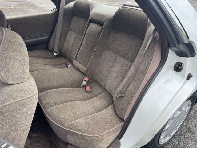 Ref No.A15752467 NISSAN LAUREL Image#7