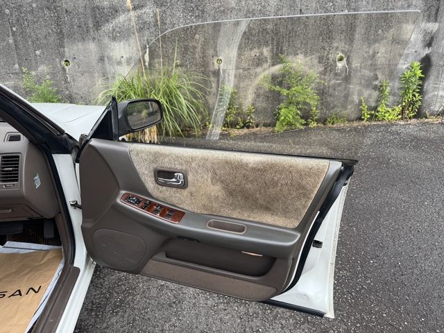 Ref No.A15752467 NISSAN LAUREL Image#20