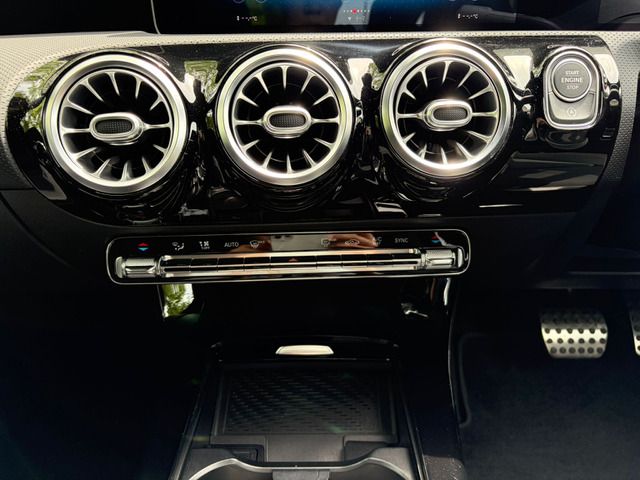 Ref No.A15752928 MERCEDES CLA CLASS Image#11