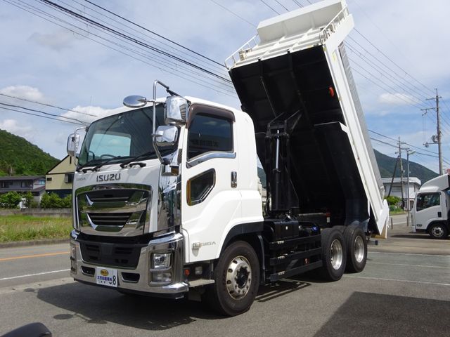 ISUZU GIGA