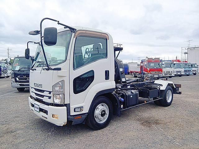 ISUZU FORWARD