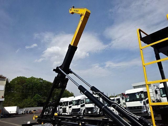 Ref No.A15768146 MITSUBISHI SUPER GREAT Image#12