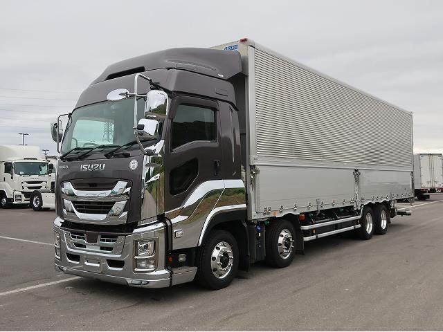 ISUZU GIGA