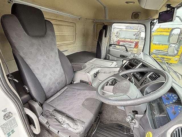 Ref No.A15768978 NISSAN DIESEL QUON Image#11