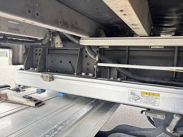 Ref No.A15768978 NISSAN DIESEL QUON Image#18