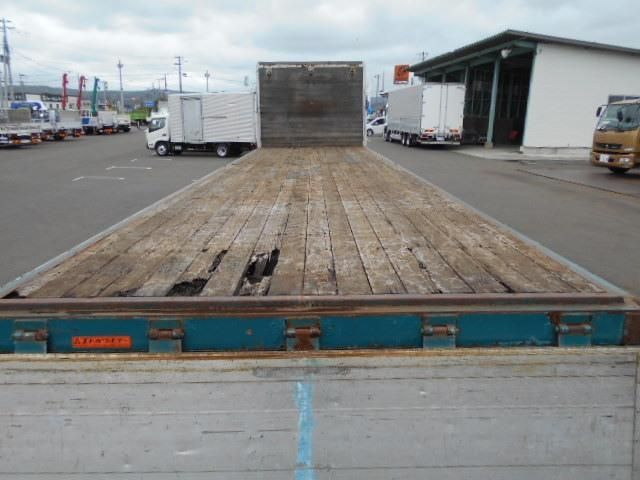 Ref No.A15768981 NISSAN DIESEL QUON Image#11