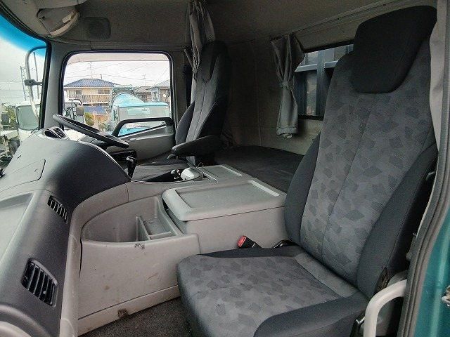 Ref No.A15768981 NISSAN DIESEL QUON Image#18