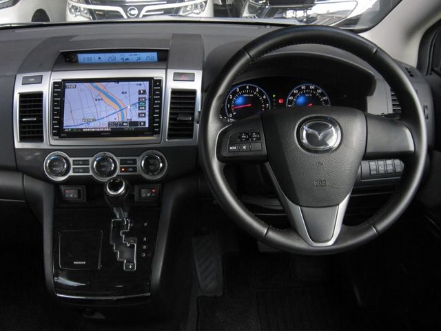 Ref No.A15769084 MAZDA MPV Image#15