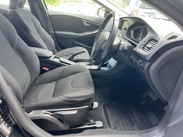 Ref No.A15791021 VOLVO V40 Image#8
