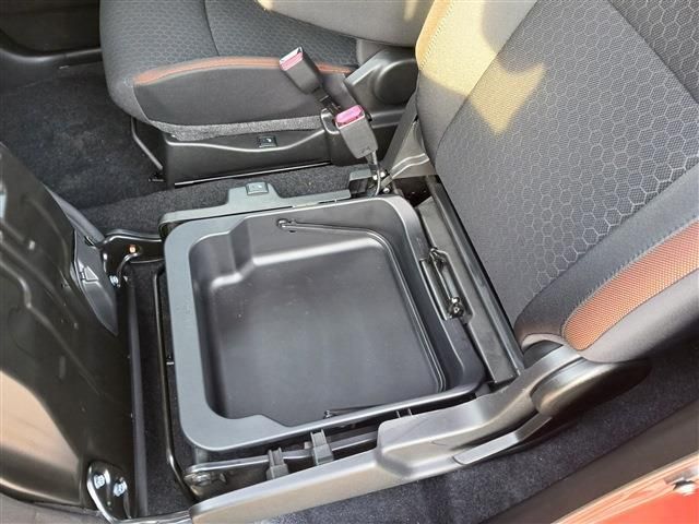 Ref No.A15808824 SUZUKI XBEE Image#20