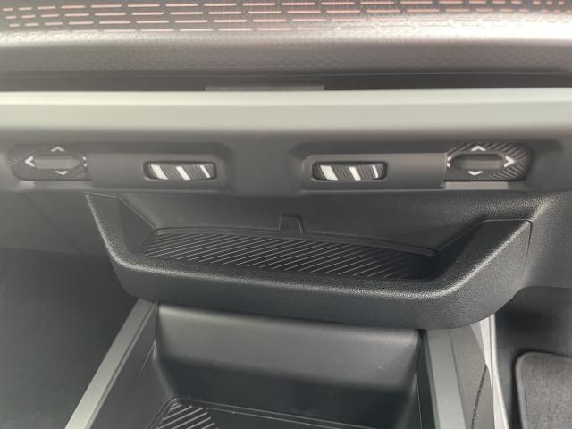 Ref No.A15808928 BMW 2 SERIES Image#13