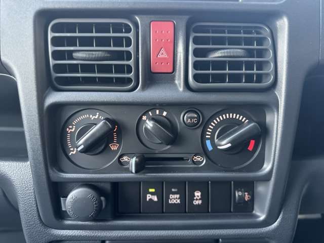 Ref No.A15809284 SUZUKI CARRY TRUCK Image#8