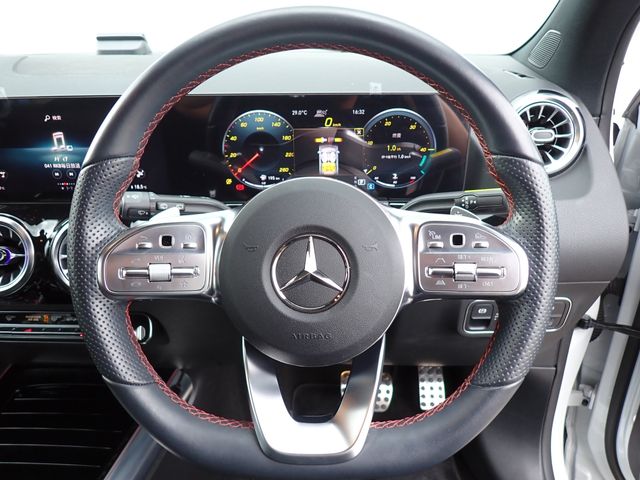 Ref No.A15809345 MERCEDES GLA CLASS Image#11