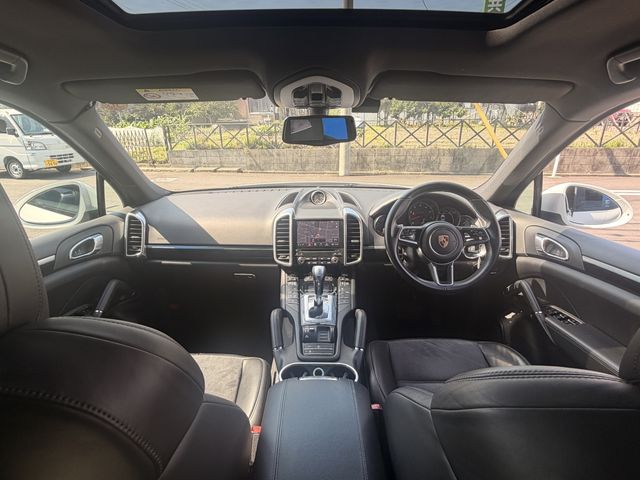 Ref No.A15809581 PORSCHE CAYENNE Image#2