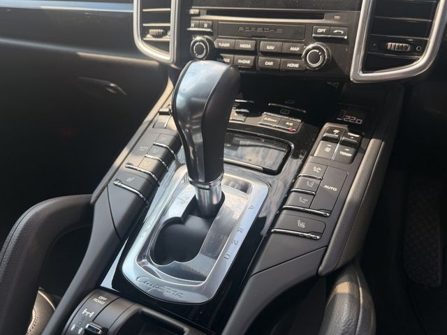 Ref No.A15809581 PORSCHE CAYENNE Image#15