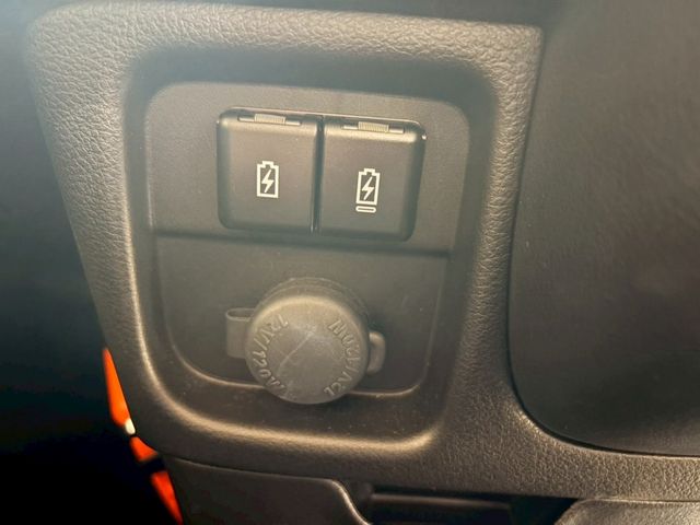 Ref No.A15809702 MITSUBISHI DELICA D2 Image#18