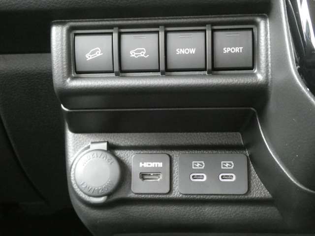 Ref No.A15817997 SUZUKI XBEE Image#7