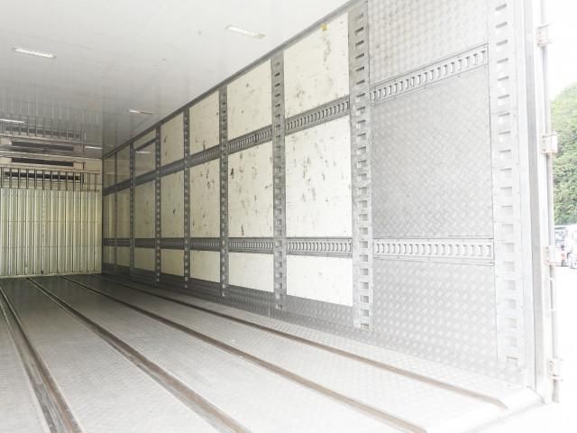 Ref No.A15818368 NISSAN DIESEL QUON Image#14
