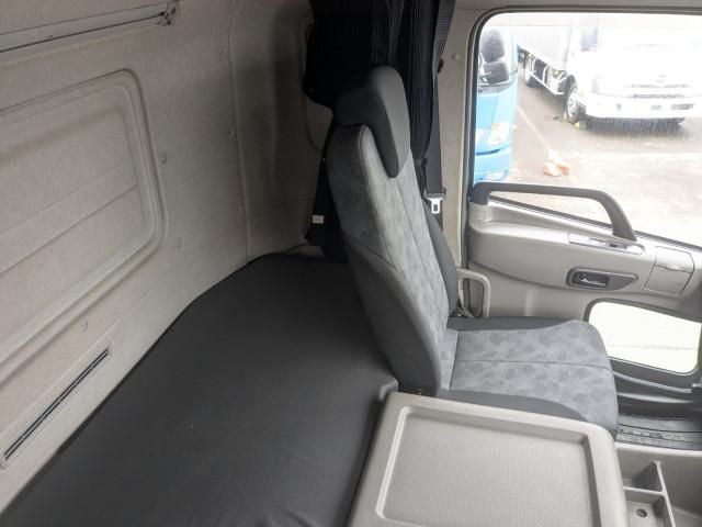 Ref No.A15818406 NISSAN DIESEL QUON Image#11